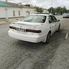 Toyota Camry 1998
