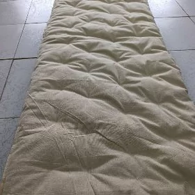 Düşek dikinçi gerek