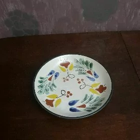 тарелки новые разные 20-40 м