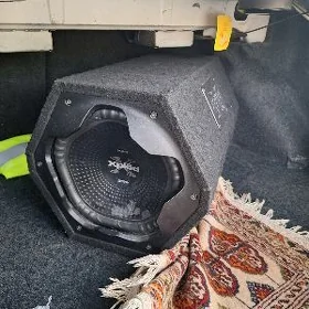 Subwoofer usilitil