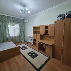 Kim Rayom 4 komnat