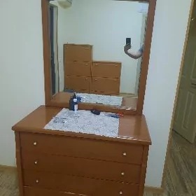 Трюмо комод с зеркалом