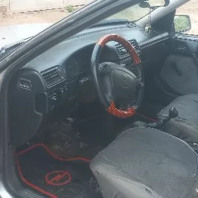 Opel Vectra 1995