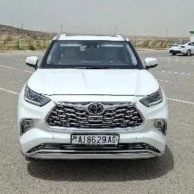 Toyota Highlander 2020