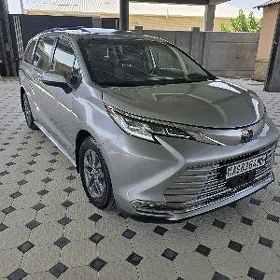 Toyota Sienna 2022