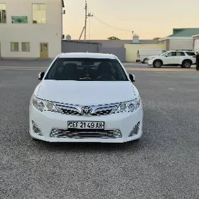 Toyota Camry 2012