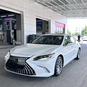 Lexus ES 350 2023