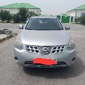 Nissan Rogue Select 2012