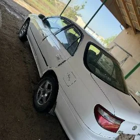 Toyota Carina 1992