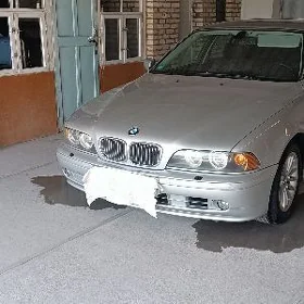 BMW E39 2003