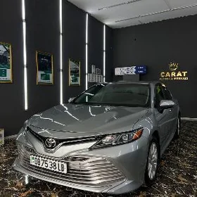 Toyota Camry 2018