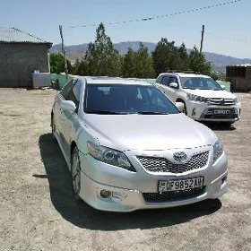 Toyota Camry 2010