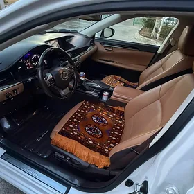 Lexus ES 350 2016