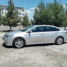 Toyota Avalon 2013