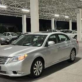 Toyota Avalon 2012