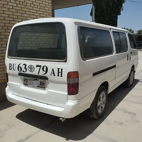 Toyota Hiace 1996
