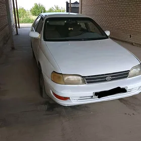 Toyota Corona 1992