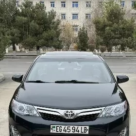 Toyota Camry 2013