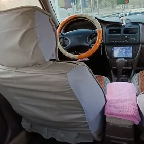 Toyota Vista 1995