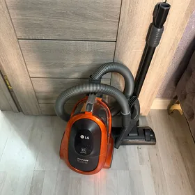 Пылесос Lg 2000 W