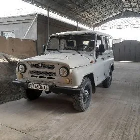 UAZ 469 1999