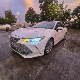 Toyota Avalon 2020