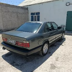 BMW 525 1990