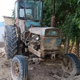 MTZ T-28 1990