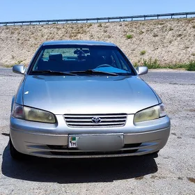 Toyota Camry 1999
