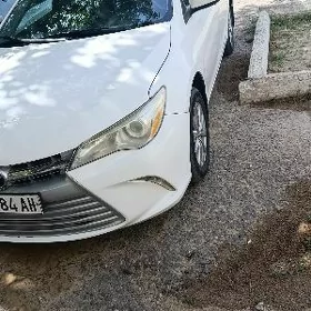 Toyota Camry 2017