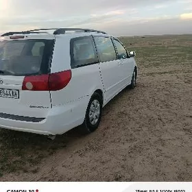 Toyota Sienna 2009