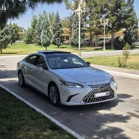 Lexus ES 350 2023