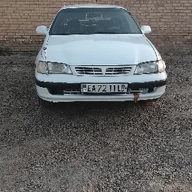 Toyota Carina 1992