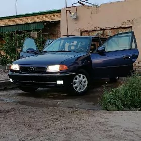 Opel Astra 1996