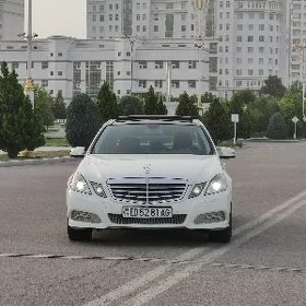 Mercedes-Benz E350 2009