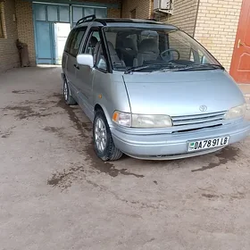 Toyota Previa 1993