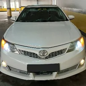 Toyota Camry 2013