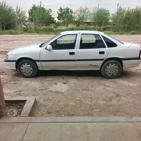 Opel Vectra 1992