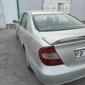 Toyota Camry 2003