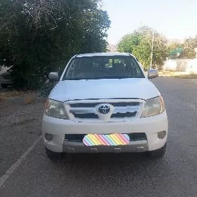Toyota Hilux 2006