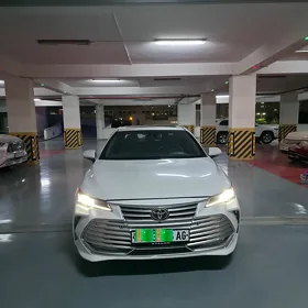 Toyota Avalon 2019