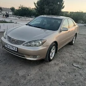Toyota Camry 2004
