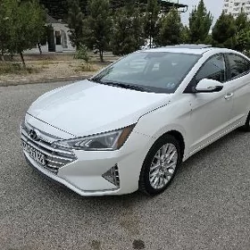 Hyundai Elantra 2019
