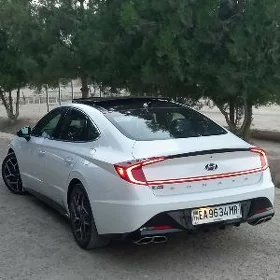 Hyundai Sonata 2022