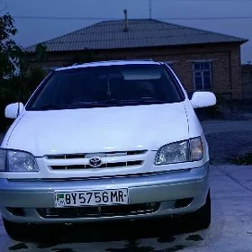 Toyota Sienna 2000