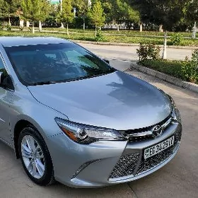 Toyota Camry 2017