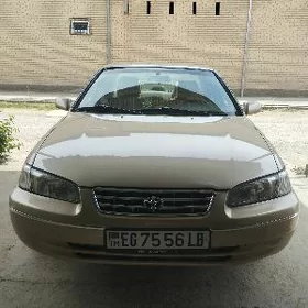 Toyota Camry 1998