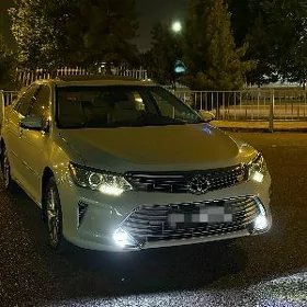 Toyota Camry 2016
