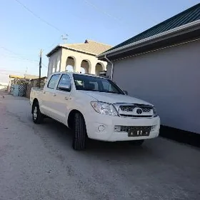 Toyota Hilux 2010