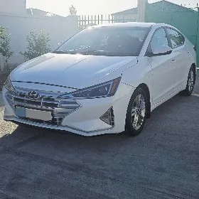 Hyundai Elantra 2019